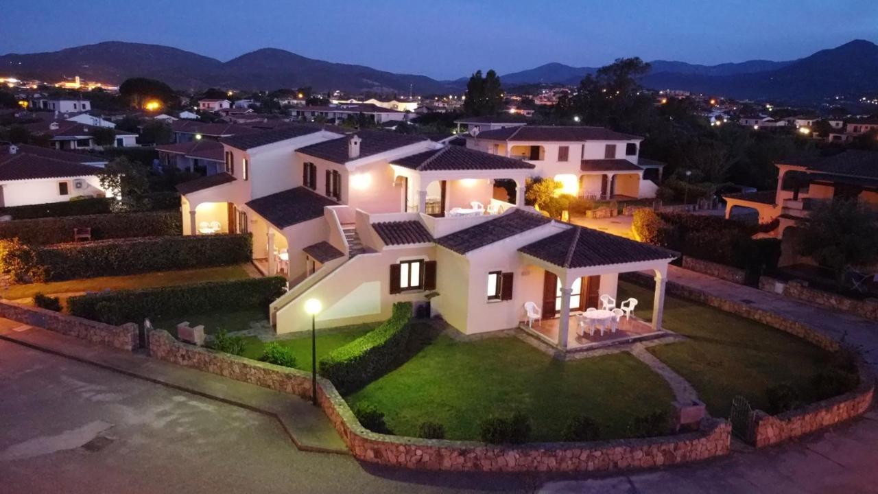 Appartamenti Corallo San Teodoro  Exterior foto