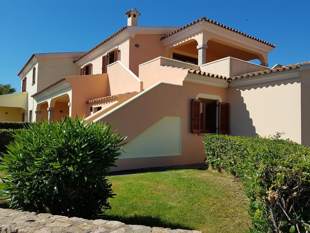 Appartamenti Corallo San Teodoro  Exterior foto